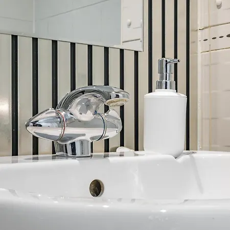 Plaza De Toros - Premium City Centre Penthouse Apartment *