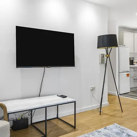 Plaza De Toros - Premium City Centre Penthouse Apartment *